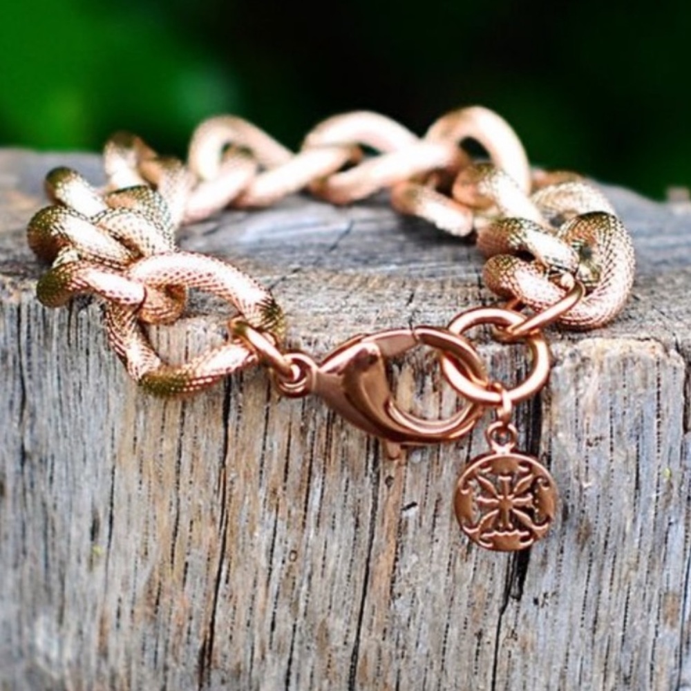 Rustic Cuff Shelle. Rose gold